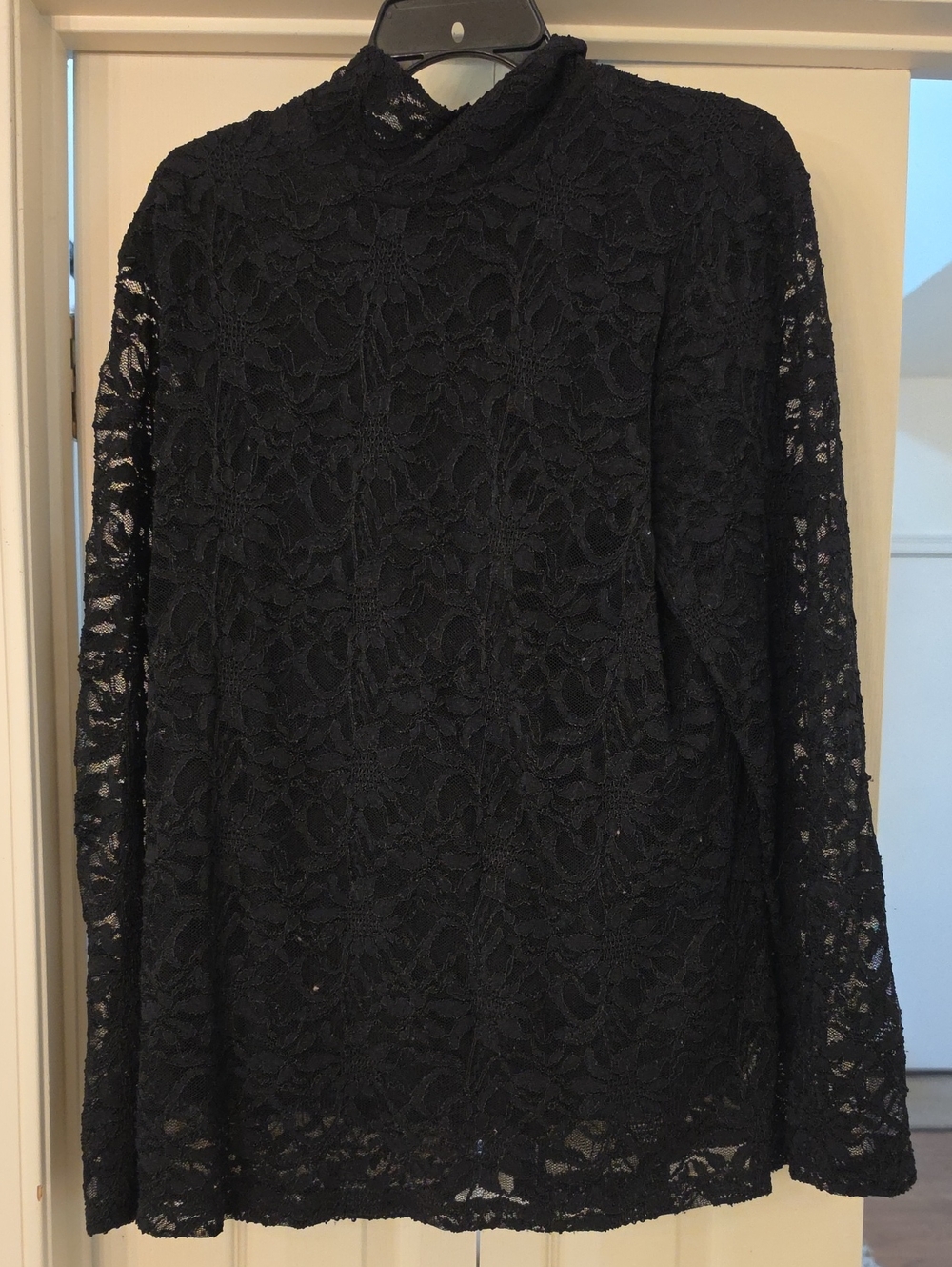 Women's Black Lace Long-Sleeve High-Neck Dress